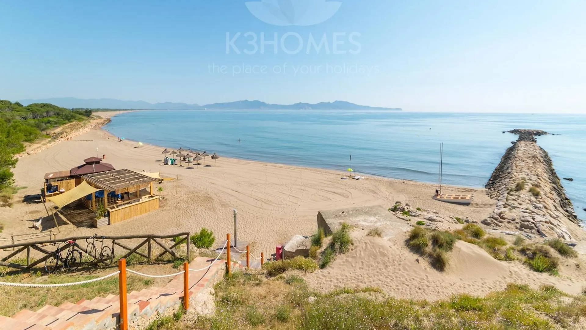 Stylish And Tranquil Villa For 8 People L' Escala